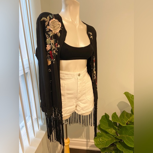 ✨✨SOLD✨✨Zara Bohemian embroidered kimono - Picture 6 of 10
